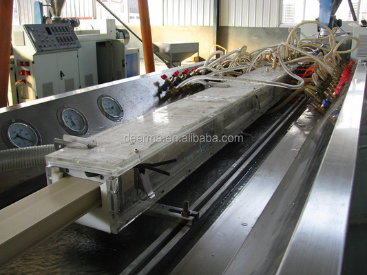 WPC Decking Floor Machine for Wall Panel and WPC Door Frame Powered by Siemens Motor