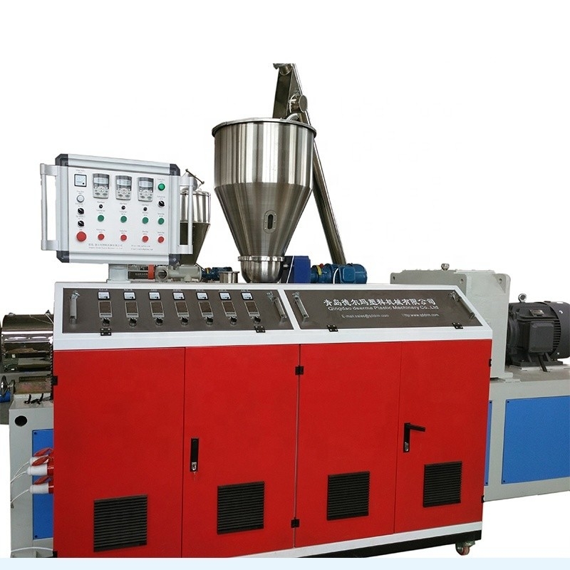 25 1 Screw L/D Ratio Twin Screw WPC Decking Profile Extrusion Machine for Superior Output